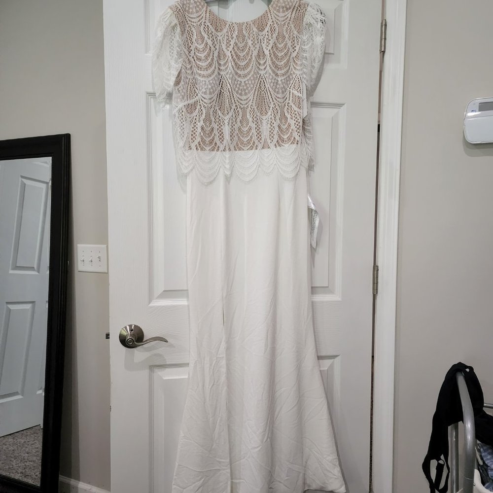 Dress The Population White Lace Scalloped Gown Maxi‎ Dress with Slit NWT - Picture 5 of 6